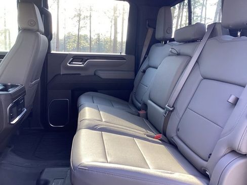 New 2026 GMC Sierra 2500 SLT w/ SLT Premium Package image 70