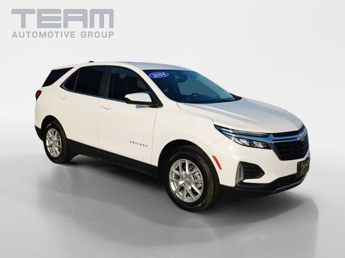 Used 2024 Chevrolet Equinox LT AWD/4WD image 1