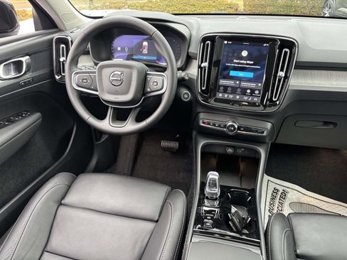 New 2026 Volvo XC40 B5 Plus w/ Protection Package Premier AWD/4WD image 30