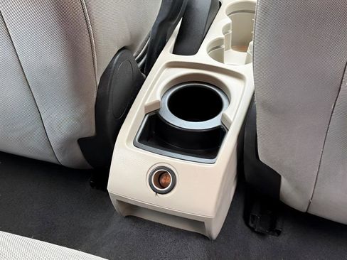 Used 2011 Ford Fiesta SE w/ 203A Rapid Spec Order Code image 29