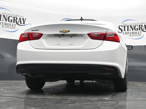 Used 2017 Chevrolet Malibu LS FWD image 31
