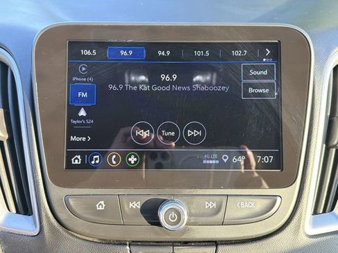 Used 2023 Chevrolet Malibu RS FWD image 16