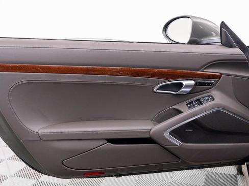 Certified 2025 Porsche 718 Cayman S RWD image 14