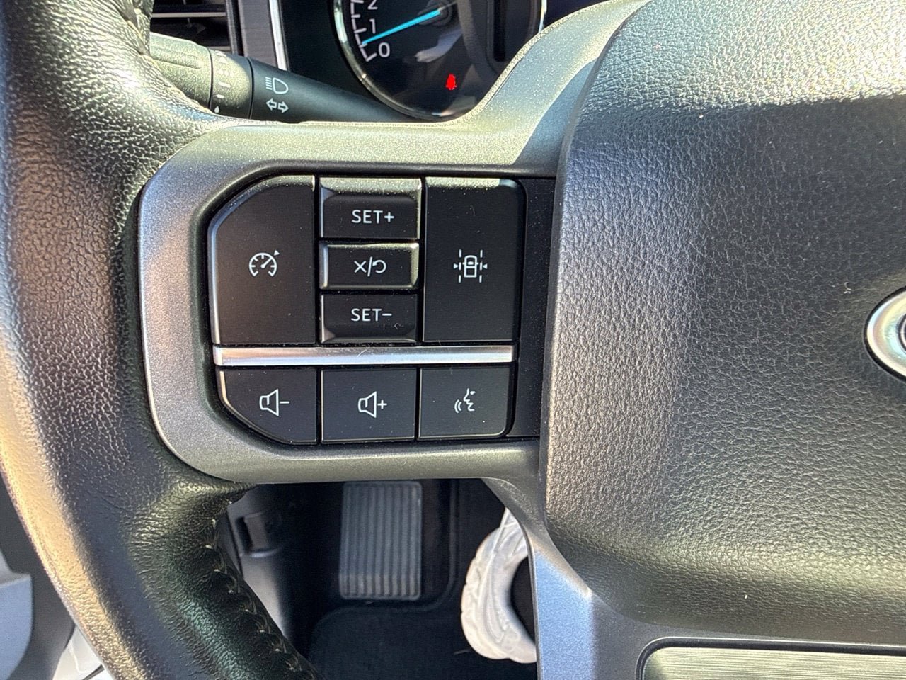 Used 2022 Ford F150 XLT w/ Equipment Group 301A Mid RWD image 27
