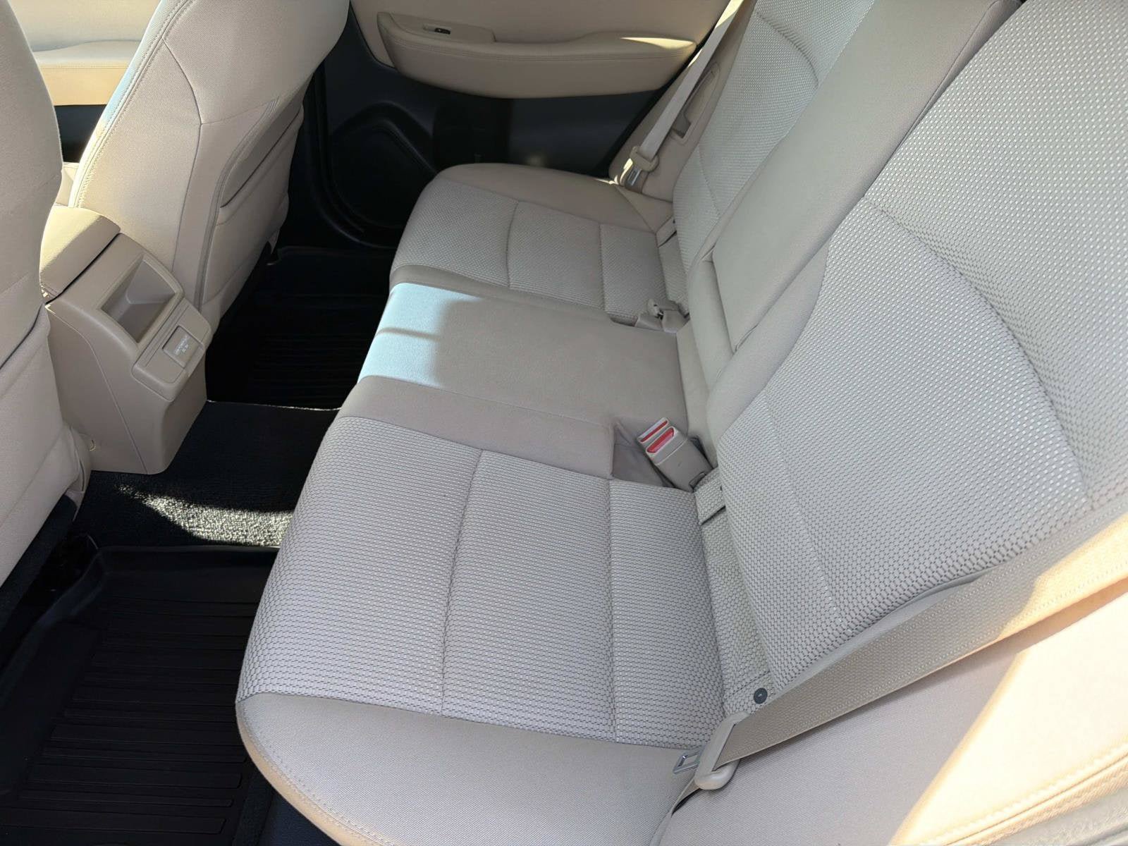 Used 2018 Subaru Outback 2.5i Premium AWD/4WD image 19