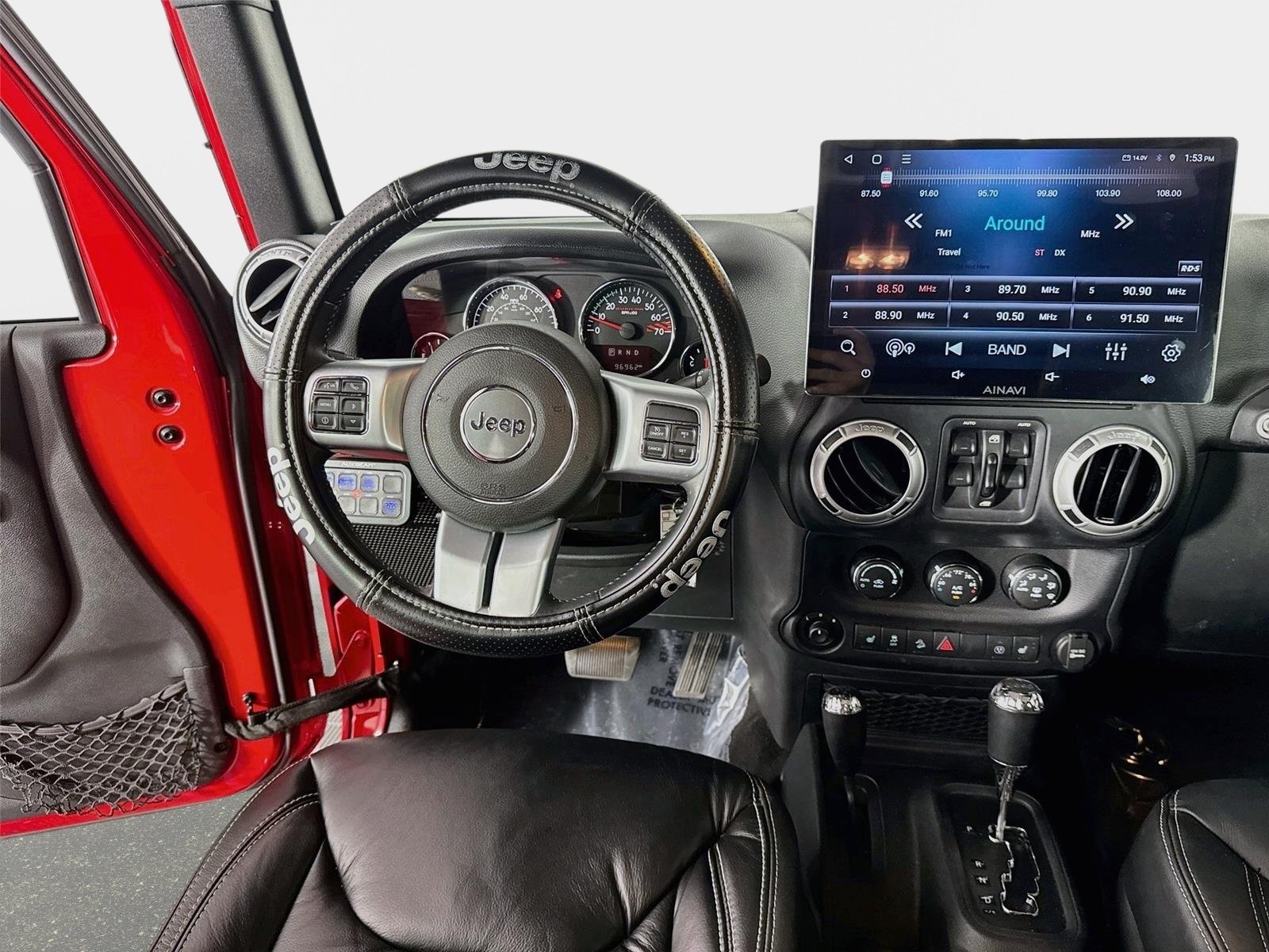 Used 2015 Jeep Wrangler Unlimited Rubicon AWD/4WD image 22