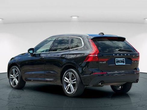 Used 2021 Volvo XC60 T5 Momentum w/ Protection Package Premier FWD image 5