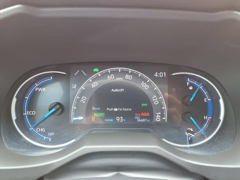 Used 2022 Toyota RAV4 Limited AWD/4WD image 32