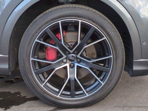 Used 2019 Audi Q8 Premium Plus w/ Premium Plus image 10