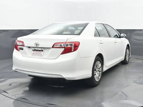 Used 2014 Toyota Camry FWD image 6