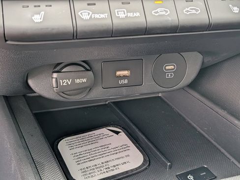Certified 2026 Hyundai Elantra Limited FWD image 26