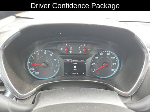 Used 2018 Chevrolet Equinox LT FWD image 10