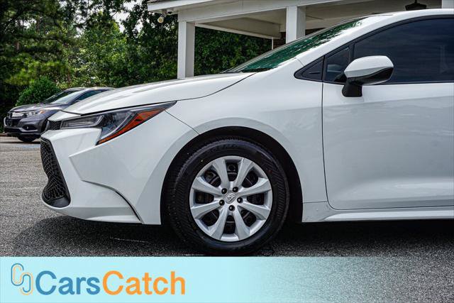 Used 2021 Toyota Corolla LE FWD image 15