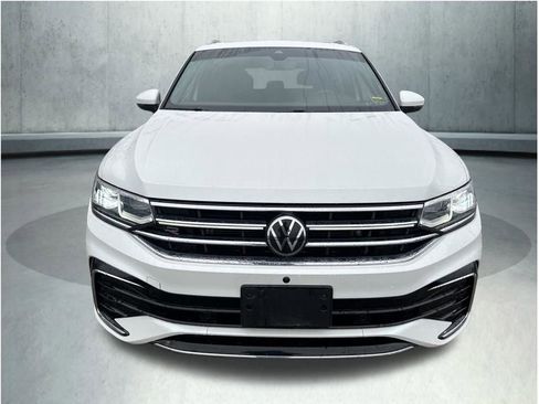 Used 2022 Volkswagen Tiguan SEL R-Line image 5