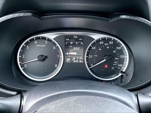 Used 2024 Nissan Versa S w/ S Plus Package image 10