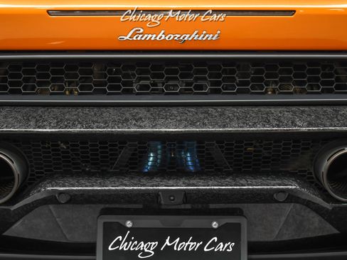 Used 2018 Lamborghini Huracan Performante image 38