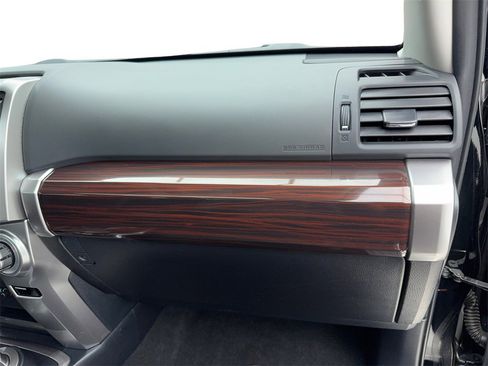 Used 2024 Toyota 4Runner Limited image 48