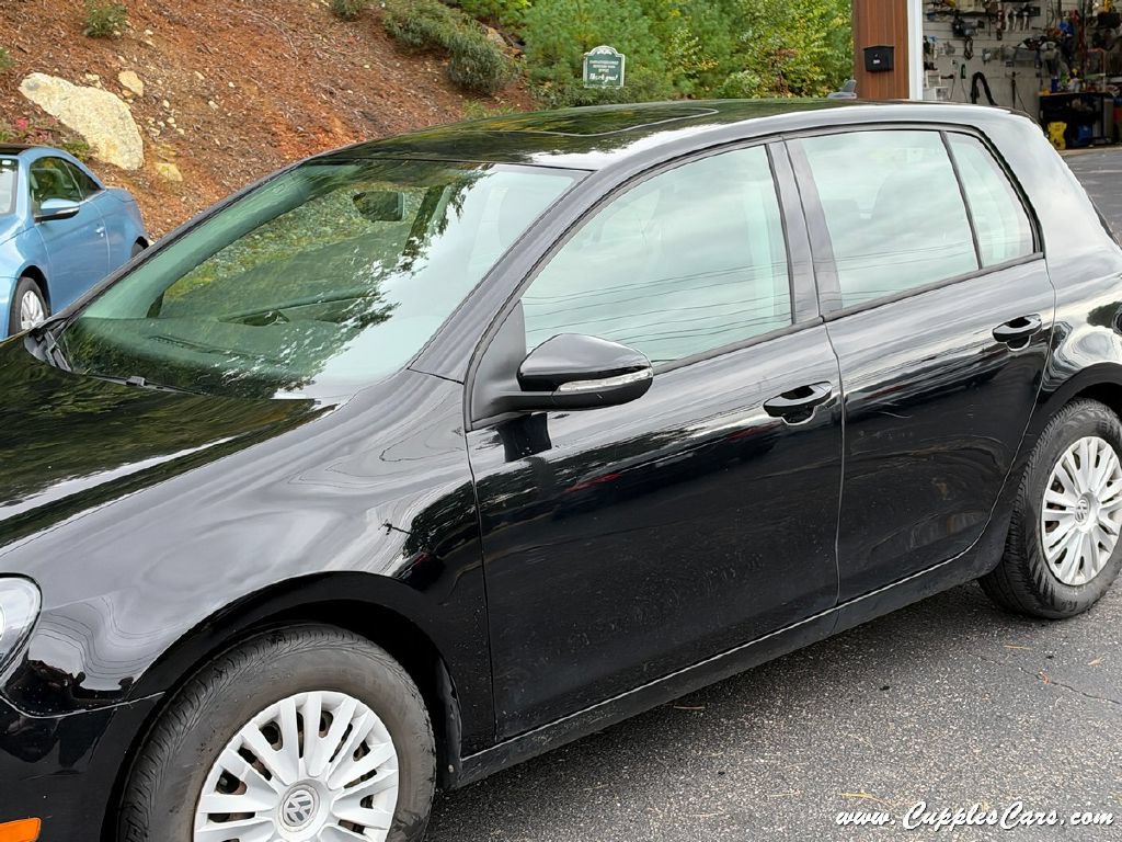 Used 2013 Volkswagen Golf 4-Door FWD image 26