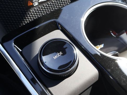 New 2026 Chevrolet Equinox LT w/ Convenience Package II image 31