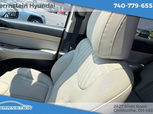 Used 2024 Hyundai Palisade Limited AWD/4WD image 11