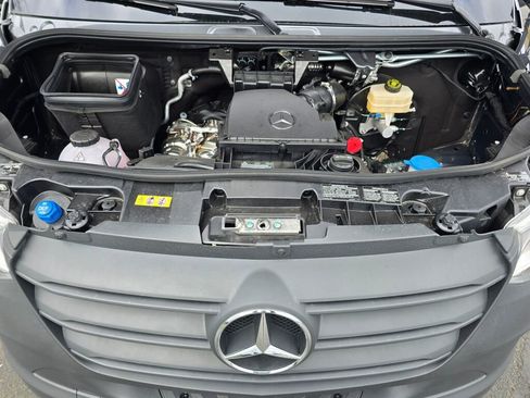 New 2025 Mercedes-Benz Sprinter 2500 image 11