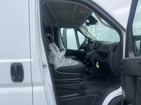 Used 2025 RAM ProMaster 2500 w/ Safety Group image 14