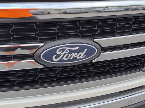 New 2025 Ford F150 Lariat w/ Equipment Group 502A High image 4