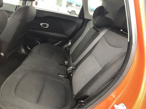 Used 2018 Kia Soul + image 21