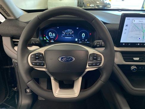 New 2026 Ford Explorer Active w/ Active Comfort Package image 20