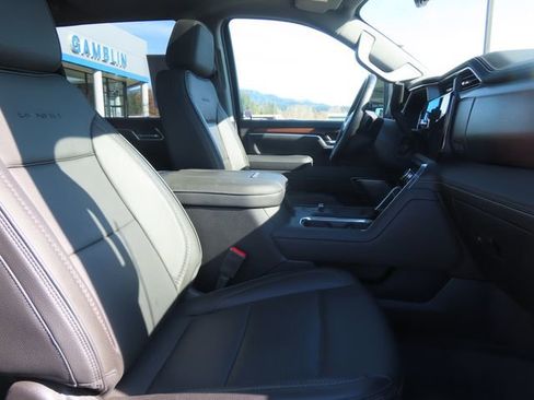 Certified 2025 GMC Sierra 3500 Denali w/ Denali Reserve Package image 49