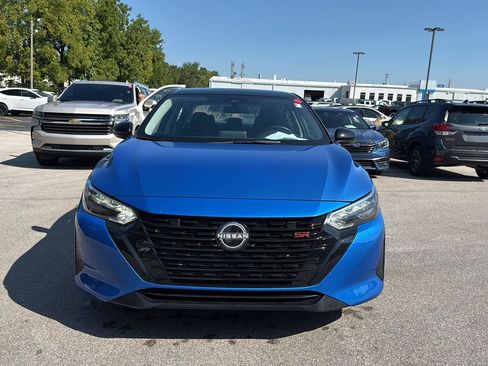 Used 2025 Nissan Sentra SR w/ Midnight Edition FWD image 8