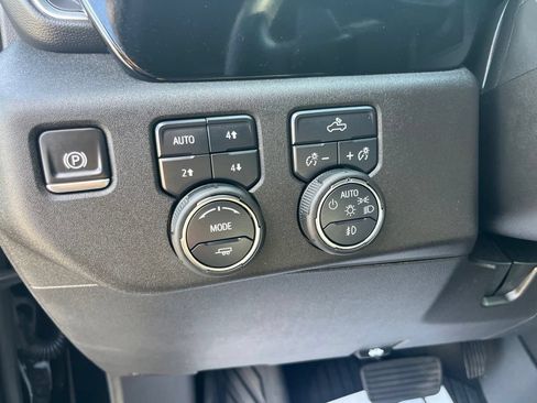 Used 2025 Chevrolet Silverado 1500 RST AWD/4WD image 29