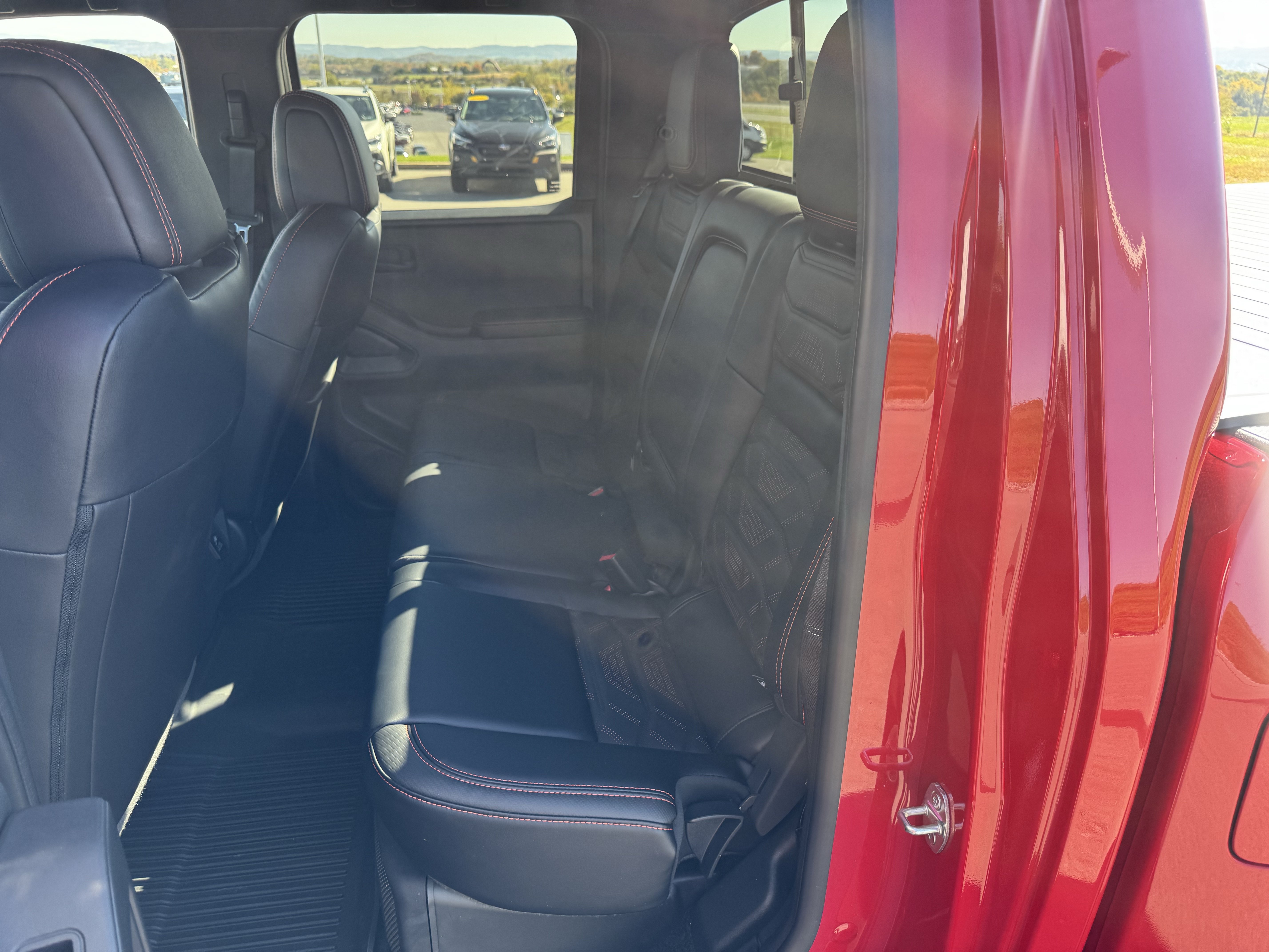 Used 2026 Nissan Frontier PRO-4X w/ Pro Premium Package AWD/4WD image 15
