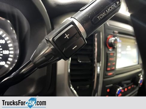 Used 2018 Nissan Titan PRO-4X image 23