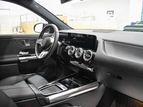 Used 2026 Mercedes-Benz GLA 250 4MATIC image 16