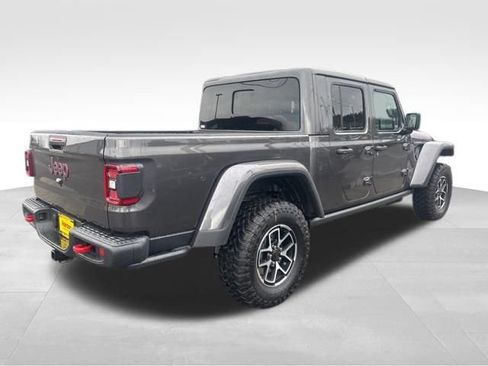 New 2026 Jeep Gladiator Rubicon w/ Technology Group AWD/4WD image 7
