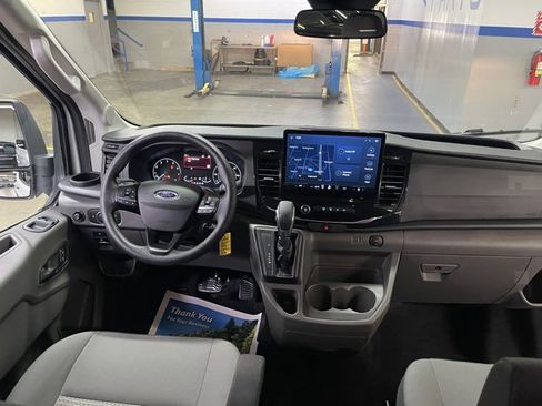 Certified 2024 Ford Transit 350 XLT RWD image 13
