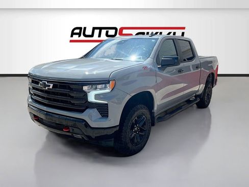 Used 2024 Chevrolet Silverado 1500 LT Trail Boss AWD/4WD image 3