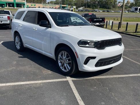 Used 2023 Dodge Durango GT image 4