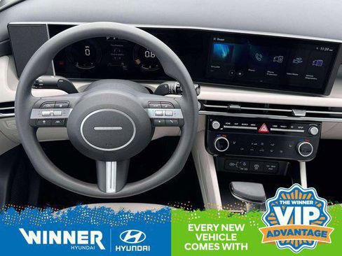 New 2026 Hyundai Tucson SEL image 17