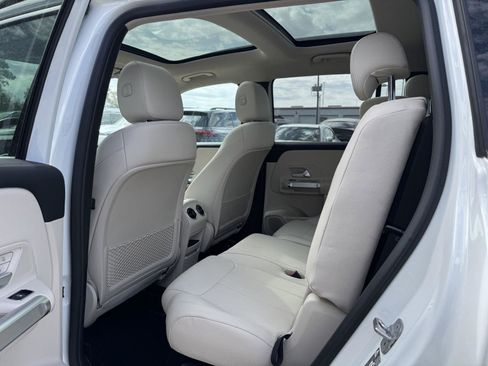 Certified 2023 Mercedes-Benz GLB 250 GLB 250 w/ Premium Package image 17