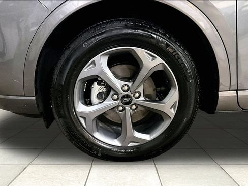 Certified 2024 Ford Escape ST-Line w/ Tech Pack #1 AWD/4WD image 13