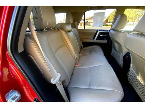 Used 2016 Toyota 4Runner Limited image 29