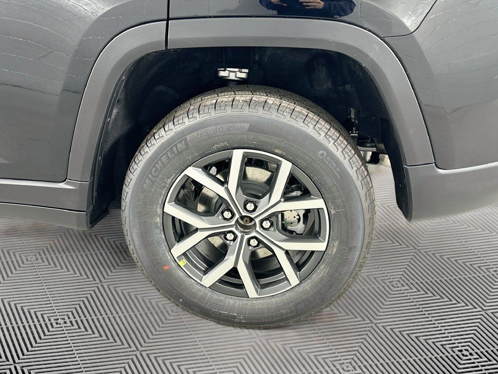 New 2027 Jeep Grand Cherokee 4WD image 15