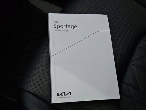 Certified 2025 Kia Sportage X-Pro AWD/4WD image 26