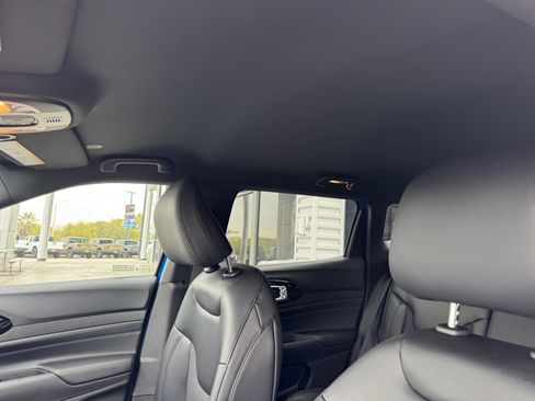 New 2026 Jeep Compass Latitude image 16