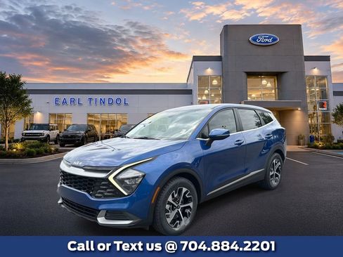 Used 2023 Kia Sportage EX FWD image 1