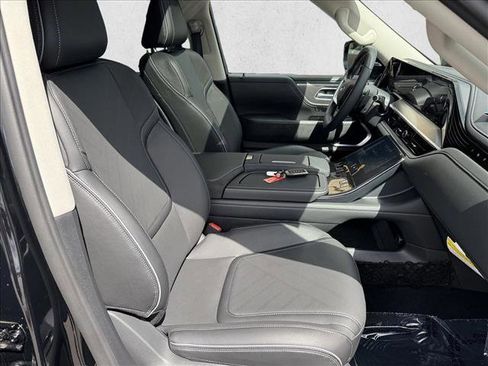 Used 2026 INFINITI QX80 Luxe w/ Cargo Package AWD/4WD image 20