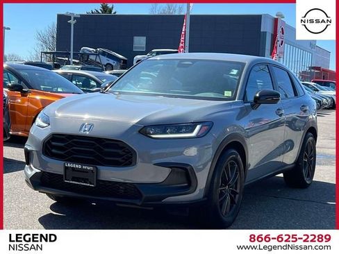 Used 2025 Honda HR-V Sport image 4