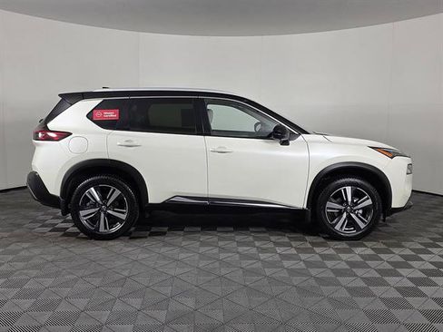 Used 2023 Nissan Rogue SL AWD/4WD image 2